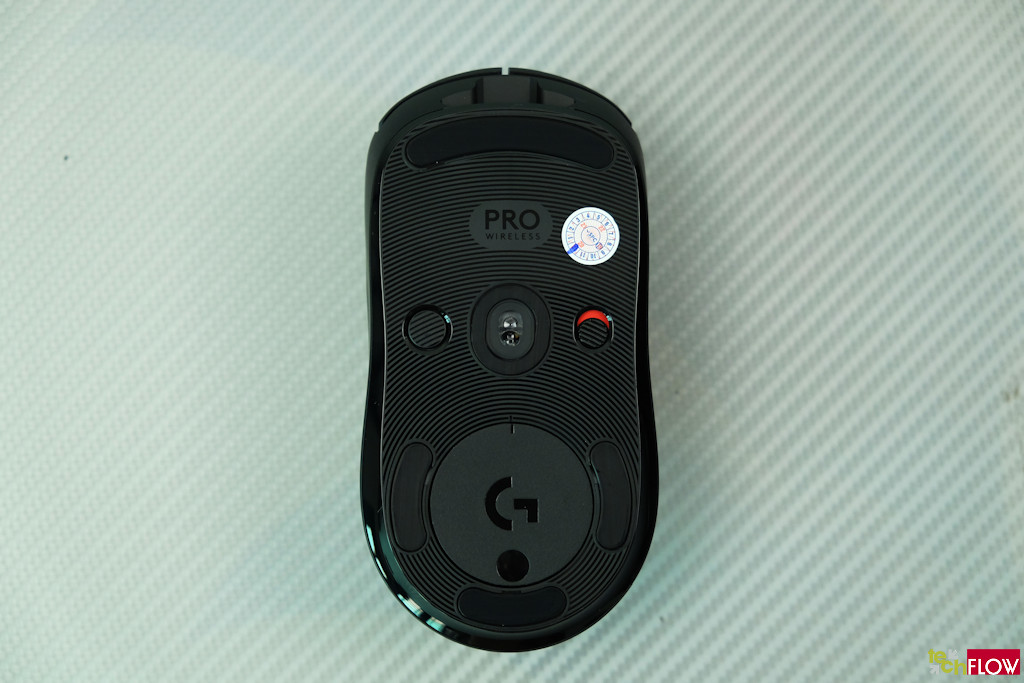 logitech-g-pro-wireless-mouse-028