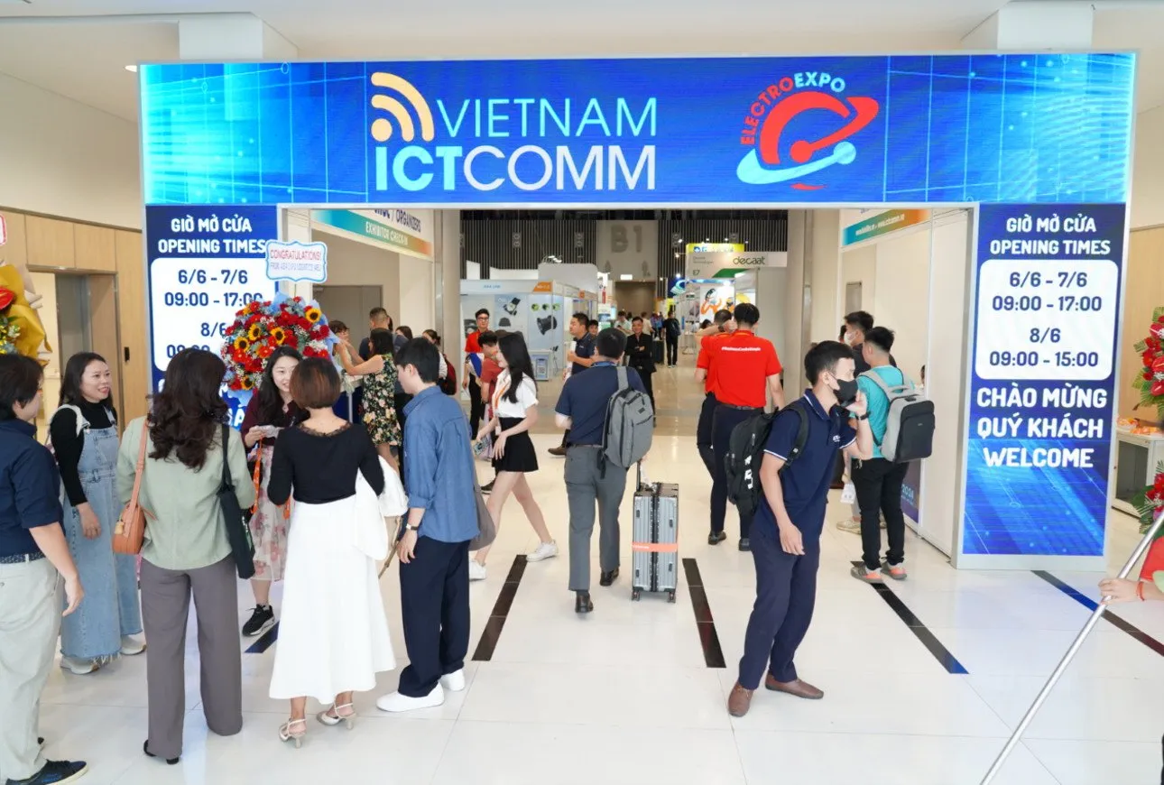 Vietnam Ictcomm 2024 003