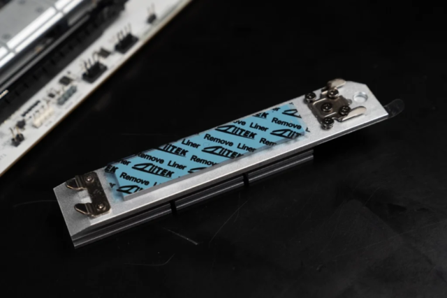 B850 steel legend wifi 006