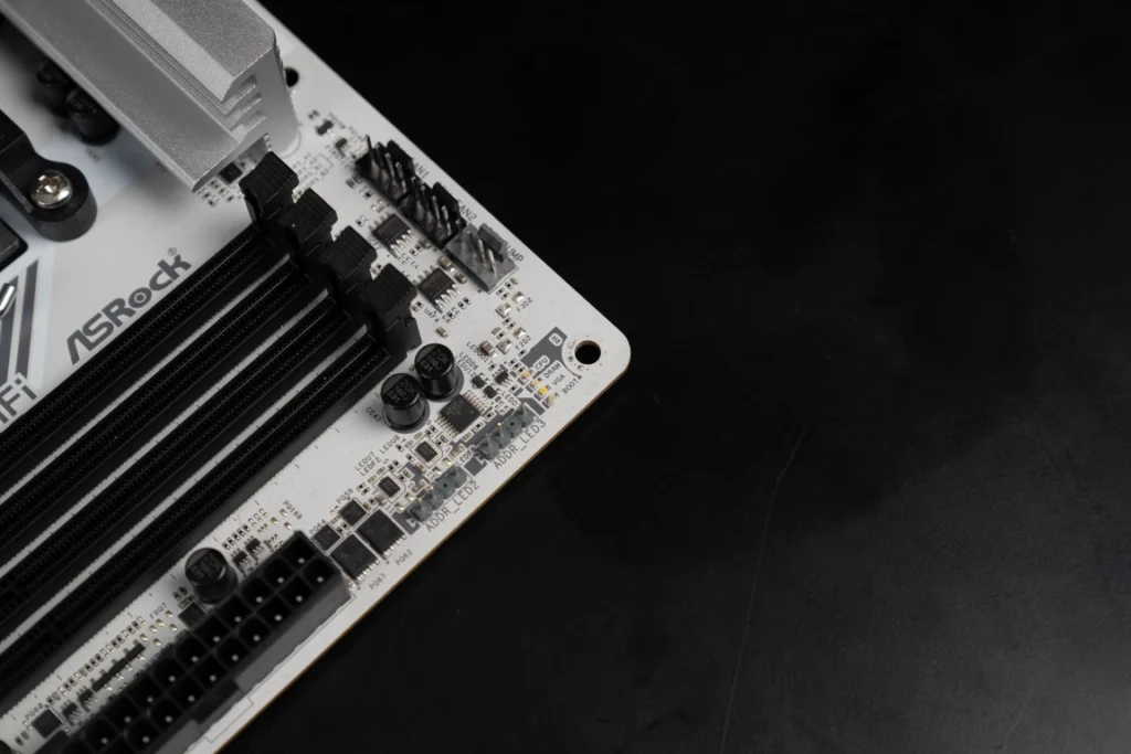 B850 steel legend wifi 011