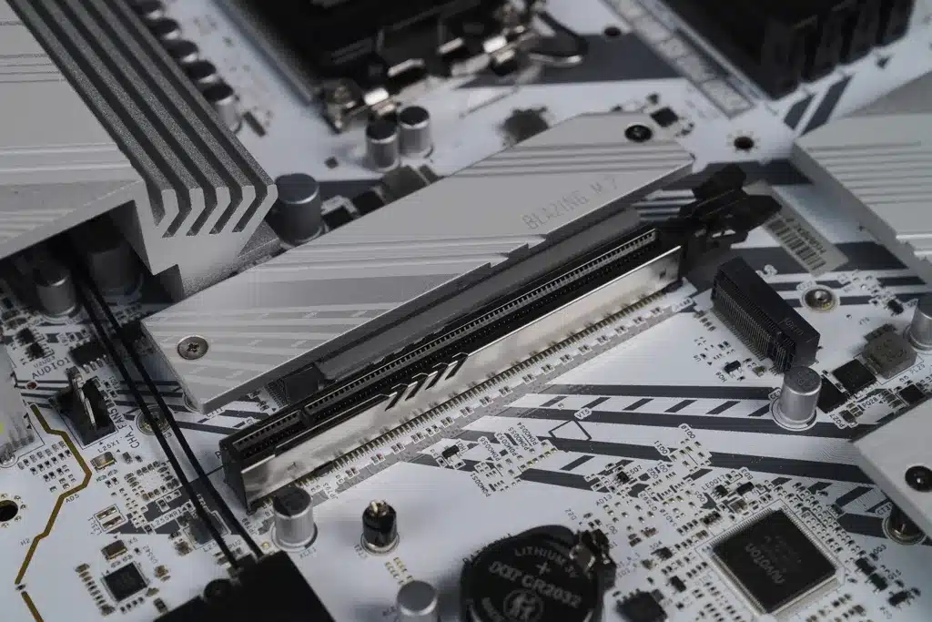 Z890 pro rs wifi white 009