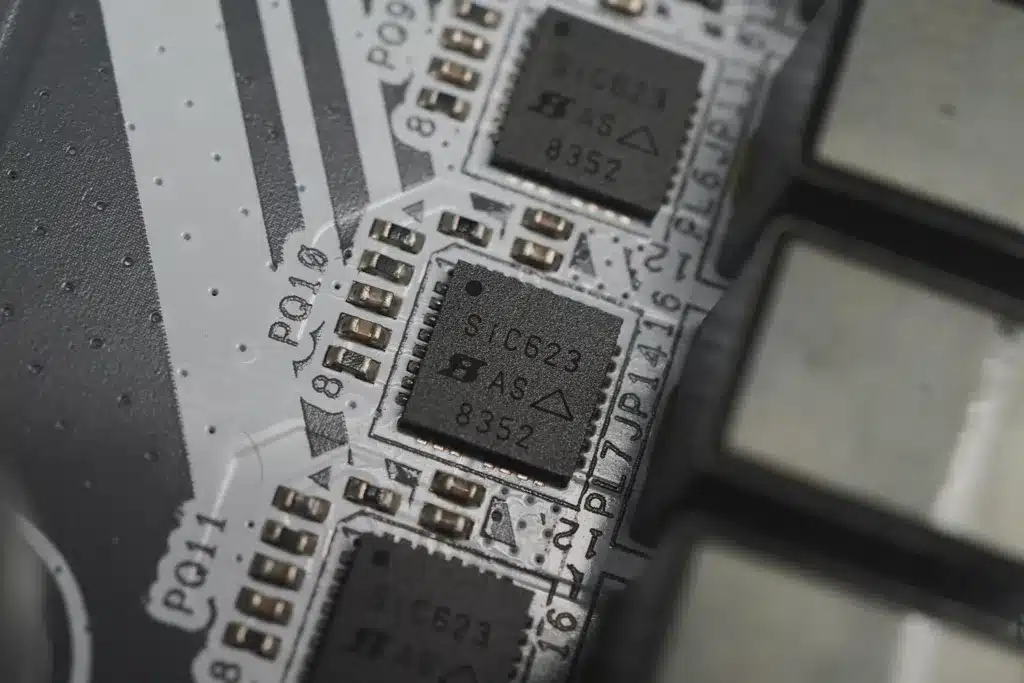 Z890 pro rs wifi white 024