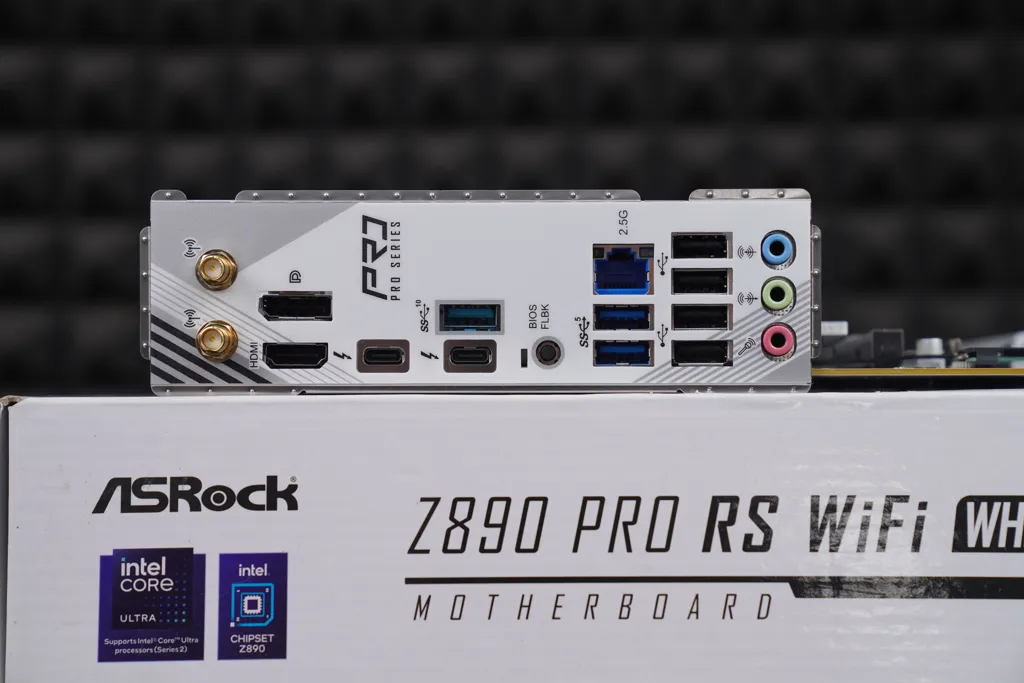 Z890 pro rs wifi white 029