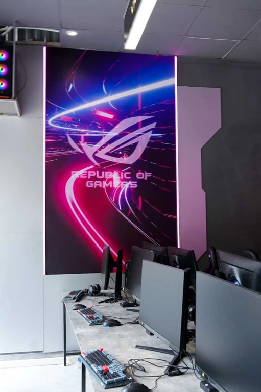 Gaming genz 004
