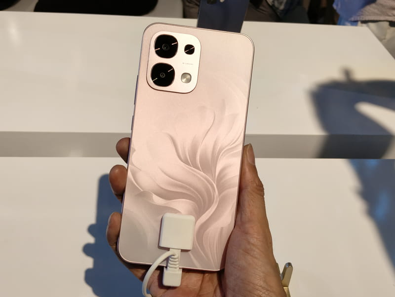 Oppo ra mat a6 pro series 002