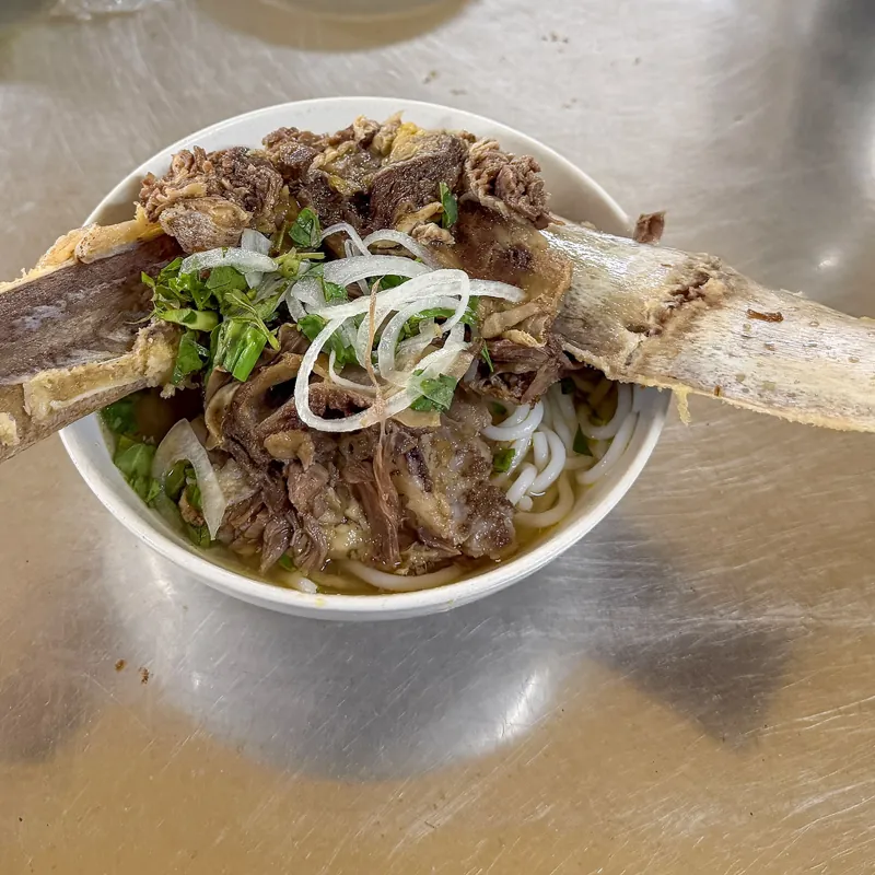 Lê Khang Gia (Ngũ Hành Sơn)